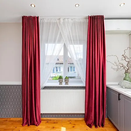 Cozy By The River Near Old Town *