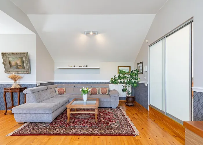 Cozy By The River Near Old Town Kaunas