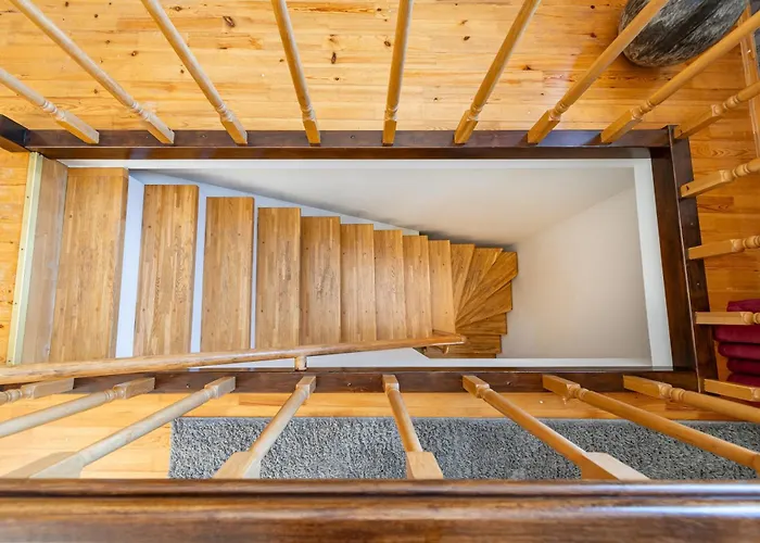 Lägenhet Cozy By The River Near Old Town *