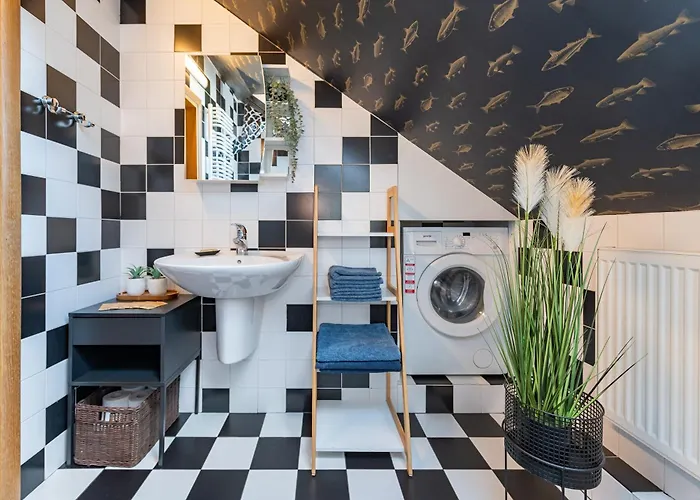 Cozy By The River Near Old Town Kaunas