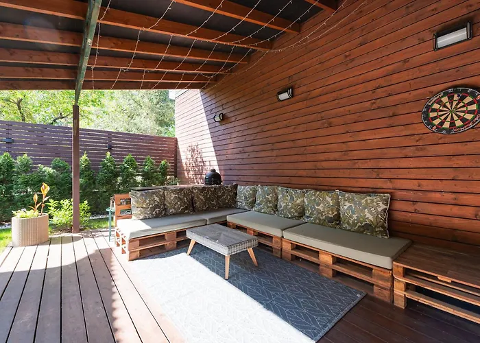 Cozy By The River Near Old Town Lägenhet *